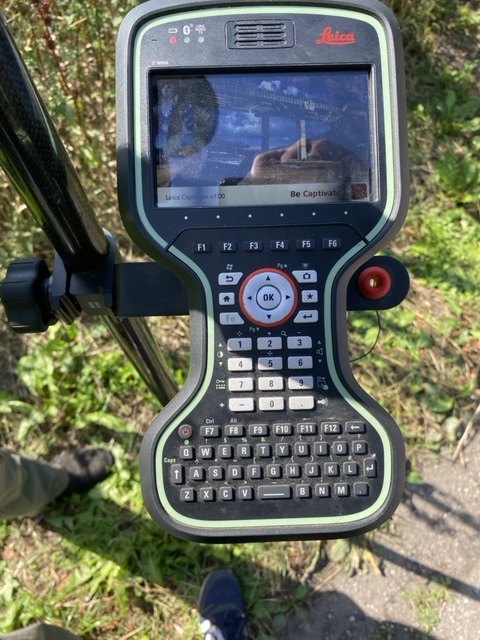 Kontroler polowy Leica